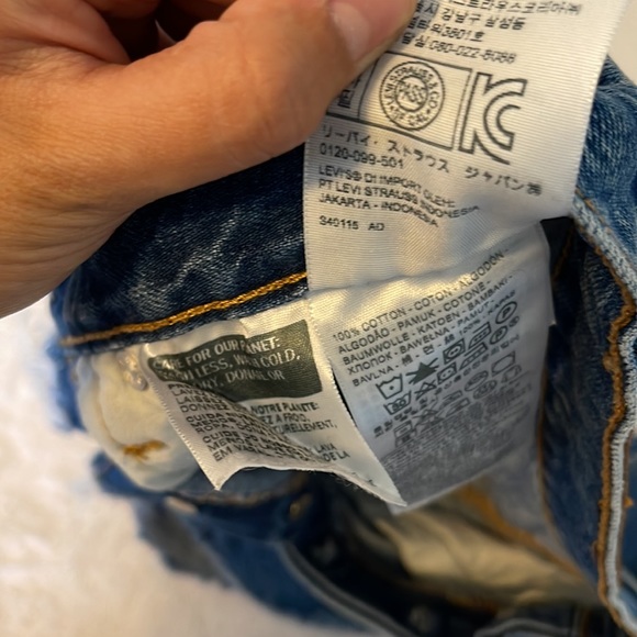 27W - Picture 4 of 4